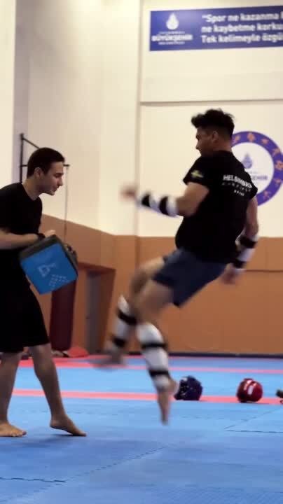 Guy Attempts Palding During Taekwondo Practice