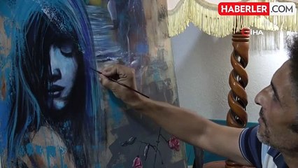 Ödülünü geri aldılar, sanata daha sıkı sarıldı