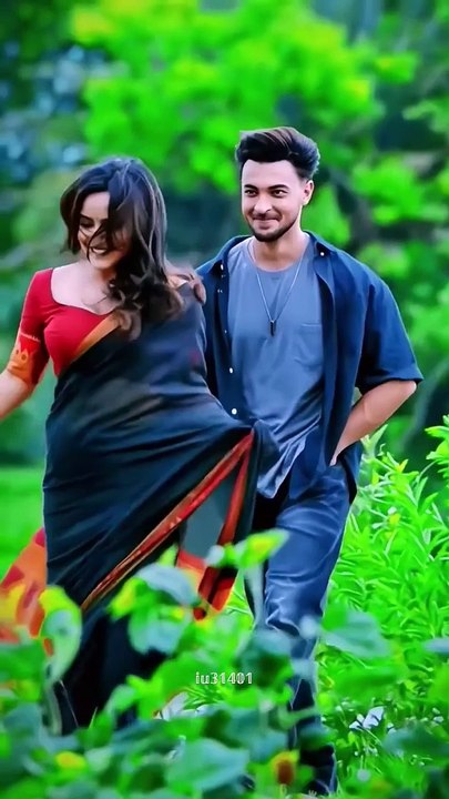 #love_#romantic_#newsong_#lovesong_#couplegoals_#song_#trending_#aayushsharma_#viral_#indian(720p)