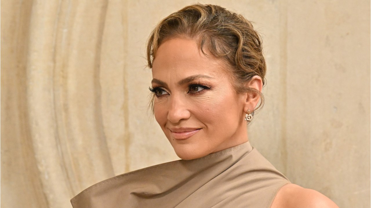 GALA VIDEO -Jennifer Lopez et Ben Affleck au bord du divorce ? Cette apparition de la chanteuse qui fait taire les rumeurs