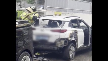 인천 옥련동에서 전기차 화재...다친 사람 없어 / YTN