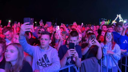 Tłumy na koncercie Kubańczyka. Święto Powiatu Włocławskiego 2024 w Kruszynie