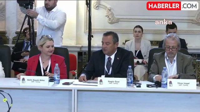 CHP Genel Başkanı Özgür Özel, Romanya'da Avrupa Komitesi Toplantısı'nda konuştu