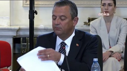 Özgür Özel'den Fransa'daki Türklere çağrı