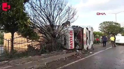 Devrilen TIR trafiği aksattı