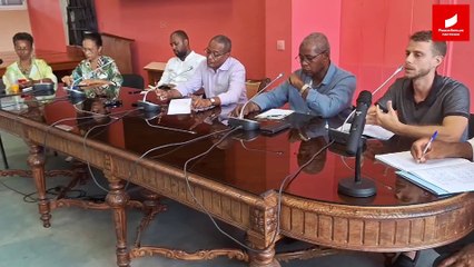 Aide aux commerçants touchés par l'ouragan Beryl