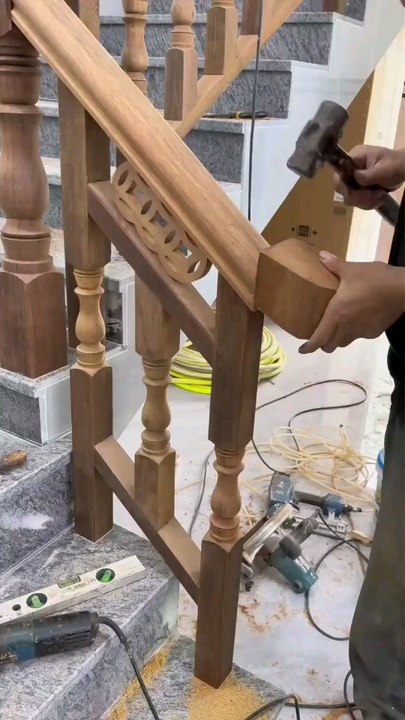Installing wooden railings 