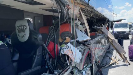 Avcılar'da zincirleme kaza: Çok sayıda yaralı var