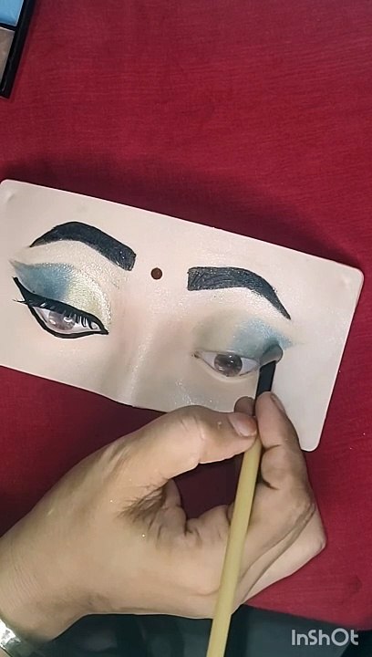 Eye mekup simple easy tutorial! # Eye mekup #eyeshafow