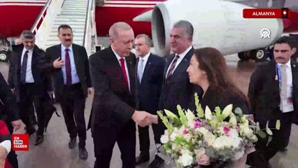 Cumhurbaşkanı Erdoğan, Türkiye-Hollanda futbol maçını izlemek üzere Berlin'e geldi