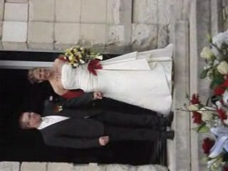 Sortie de la marie des mariés [ Mélanie ]