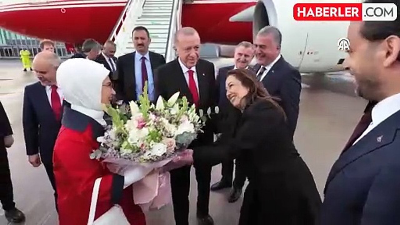 Erdoğan, Türkiye-Hollanda futbol maçını izlemek üzere Berlin'e geldi