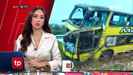 Bus vuelca en la ruta Santa Cruz – Cochabamba y deja 23 personas heridas