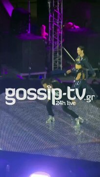 Αποκλειστικό-Ρουβάς: Το φιλί του Σάκη με την χορεύτρια στο φινάλε της Νο1 εκπομπής της Κυπριακής TV