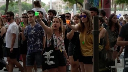 Spanish protesters squirt water at Barcelona tourists: ‘Go home’
