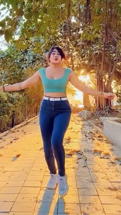 Beautiful girl dance