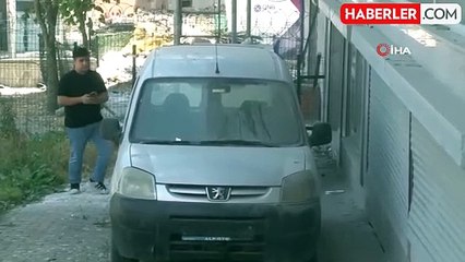 Arnavutköy'deki Terk Edilmiş Araçlar Mahalle Sakinlerini Endişelendiriyor