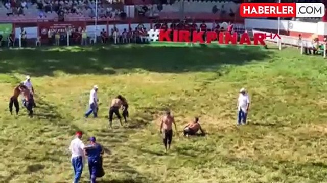 663. Tarihi Kırkpınar Yağlı Güreşleri'nde Teşvik-2 Boyda Pehlivanların Son 16 Turu Başladı