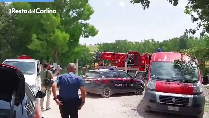 Auto nel lago a Montefano: il video dei soccorsi