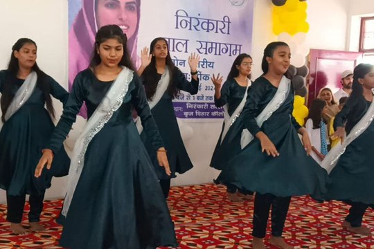 निरंकारी बाल समागम में बच्चों ने मनमोहक प्रस्तुति, टोंक सहित अन्य जिलों से भी हुए शामिल