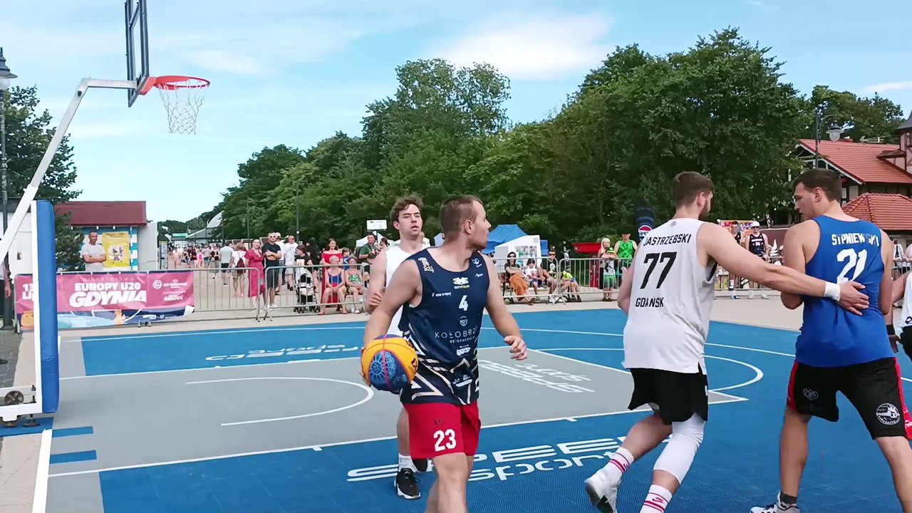 Turniej koszykarski 3x3 w Ustce