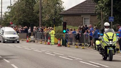 Crowds pay respect to Leeds Rhinos legend Rob Burrow
