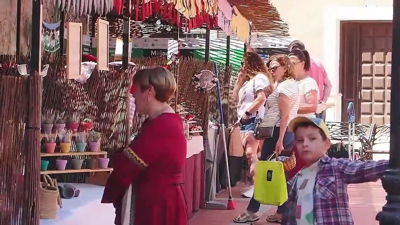 Mojados vive su mercado medieval