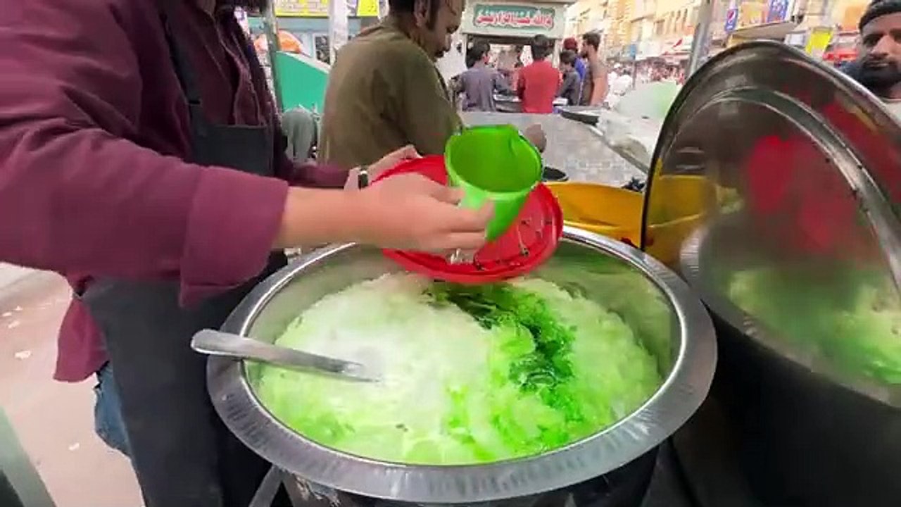 Crushed Ice Strawberry Milkshake Roadside Street Drink The Most Refreshing Pakola Milkshake