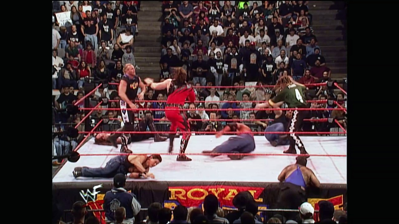  Kane Sets The Undertaker ON FIRE!  Royal Rumble 1998
