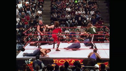  Kane Sets The Undertaker ON FIRE!  Royal Rumble 1998