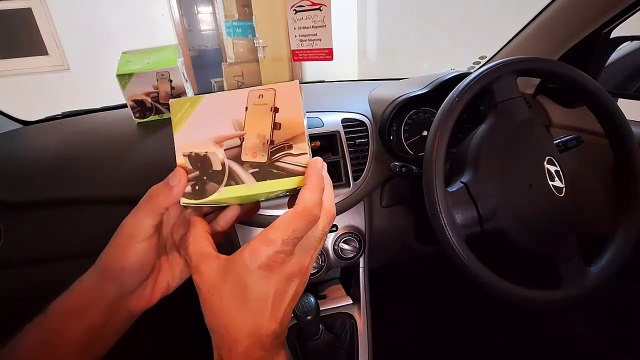 Unboxing and Review of CAR PHONE HOLDER CLIP MOUNT 360 DEGREE ROTATION DASHBOARD REAR VIEW MIRROR SUN VISOR SMARTPHONE HUD NAVIGATION FOLD STAND PLASTIC BLACK COMPATIBLE FOR ALL SMART PHONES