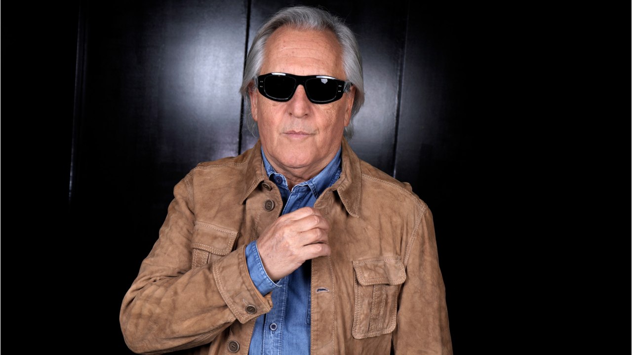 GALA VIDEO - Gilbert Montagné victime d’une lourde chute, il donne de ses nouvelles : “Je suis resté 30 secondes par terre”