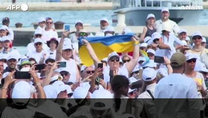 Papa Francesco a Trieste: "Il consumismo e' come un cancro"