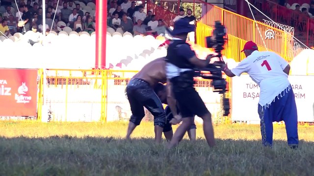 Tarihi Kırkpınar Yağlı Güreşleri'nde başpehlivan belli oldu