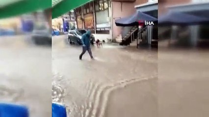 Erzurum'un İspir ilçesinde alt yapı çöktü