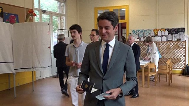 El primer ministro francés anuncia su dimisión tras victoria de izquierda en legislativas