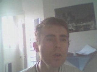 Wiwi massacre "Bon anniversaire maman"