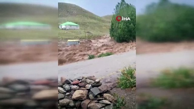 Erzurum’da sel: Tarım arazileri ve evler zarar gördü, 4 kişi yaralandı