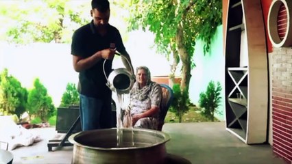 Making Milk And Farot Fresh Juse