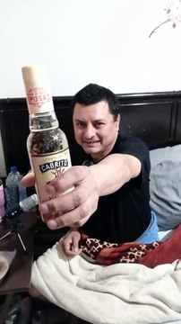Abriendo Tequila Cabrito Reposado_ Charlas Random y Saludando a Suscriptores _ ¡Únete en Vivo!