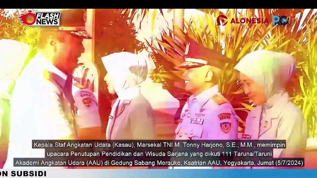 KASAU Marsekal TNI M. Tonny Harjono Pimpin Upacara Penutupan dan Wisuda Sarjana Taruna Akademi AU