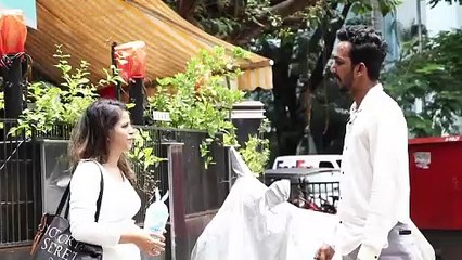 Pranking on Random girl gone funny-- __ Oye It_s Uncut(720P_HD)