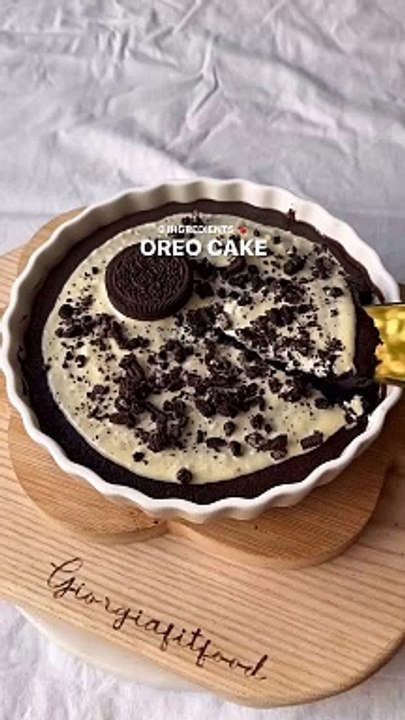 Instant Oreo milkybar  cake