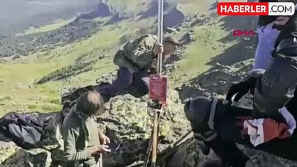 Köroğlu Dağları'nda Türk Bayrağı Değiştirildi