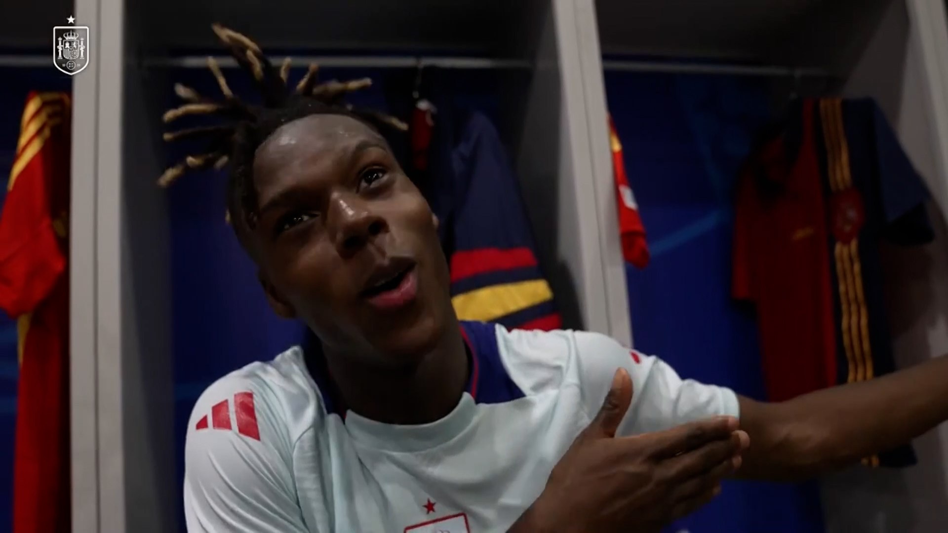 La alegría de Nico Williams con Lamine Yamal en los vestuarios: "¡Mi