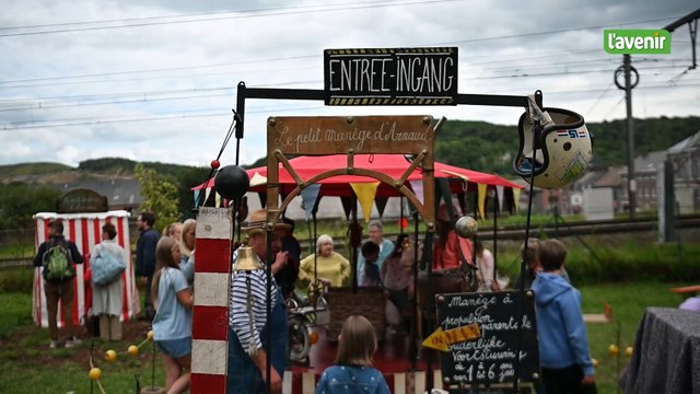 Le manège aux objets recyclés et à l’huile de bras pour la 1ère fois aux Tchafornis
