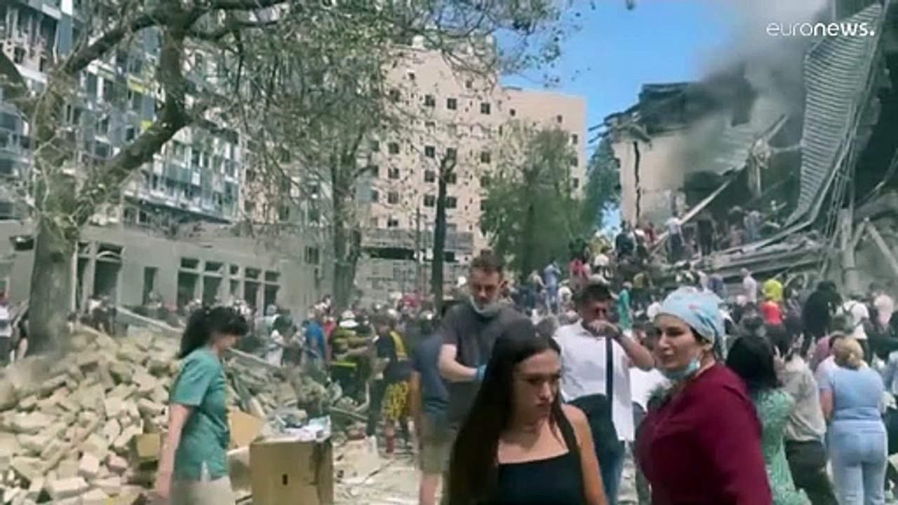 Πόλεμος στην Ουκρανία: Μαζική πυραυλική επίθεση...