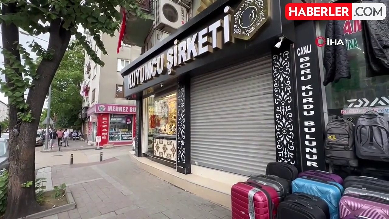 Download Video: Gurbet işi vurgun: Suriyeli kuyumcu, vatandaşlarından topladığı altınlarla kayboldu