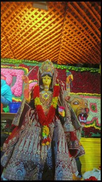 माँ तू शेरावाली - माँ तू पहाड़ावाली | Maa Tu Sherawali - Maa Tu Pahadawali | Mata Vaishno Devi Bhent