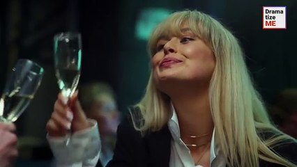 Heartwarming Love Confession in Parking Lot 💐